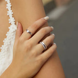 Anillo apilable delgado clásico de plata