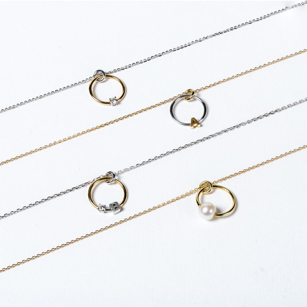 Penjoll Identity or inicial i diamant