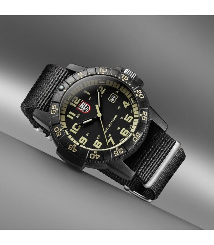 Reloj Luminox LEATHERBACK SEA TURTLE GIANT 0333